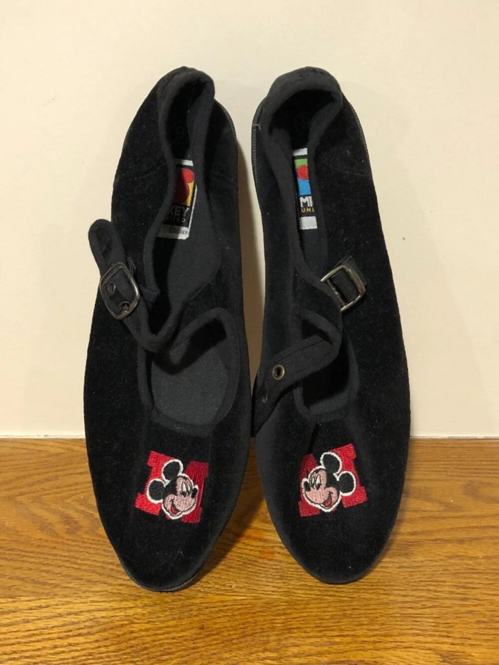 100% Authentic 90s Vintage Black Velvet Mickey Mouse Shoes Slippers Unlimited 9